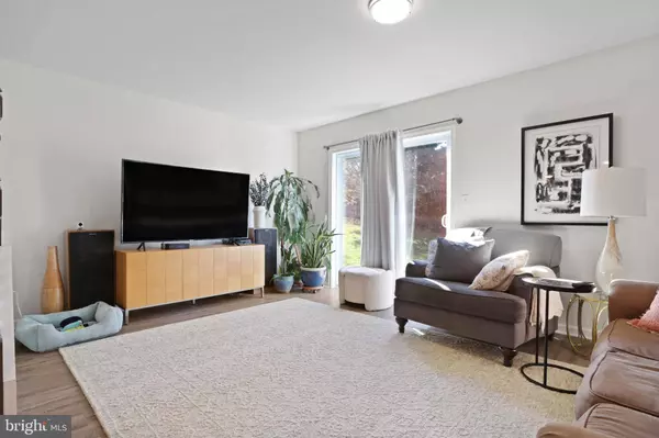 2340 S 10TH ST, Allentown, PA 18103