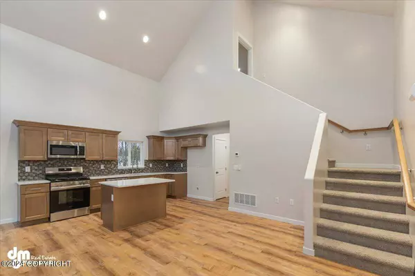 834 N Lilly DR, Wasilla, AK 99652