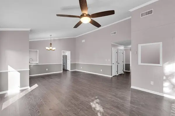 600 Pierce Street, Lindale, TX 75771