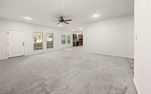 619 Jack Drive, Lindale, TX 75771