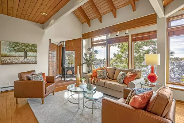 735 Camino Cereza, Los Alamos, NM 87544