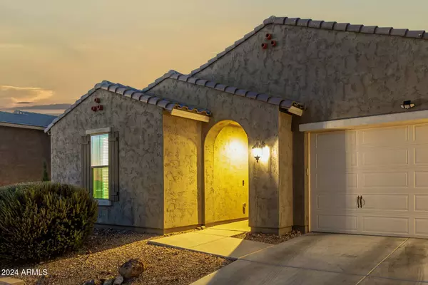 2938 W TUMBLEWEED Drive, Phoenix, AZ 85085