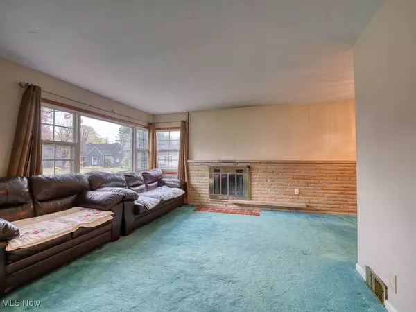 23473 Concord DR, Westlake, OH 44145