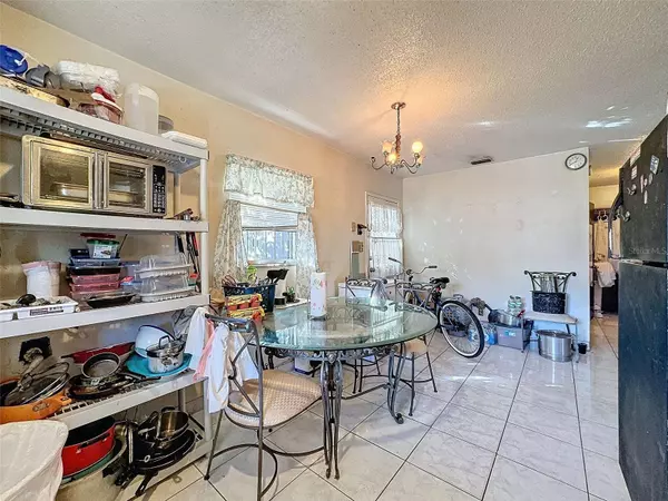 5006 N 32ND ST, Tampa, FL 33610