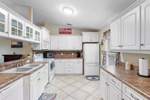 1420 5TH AVE, Deland, FL 32724