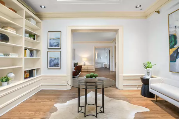 2350 N Lincoln Park West #4S, Chicago, IL 60614