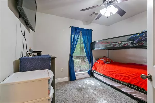 101 MADISON AVE, Madisonville, LA 70447