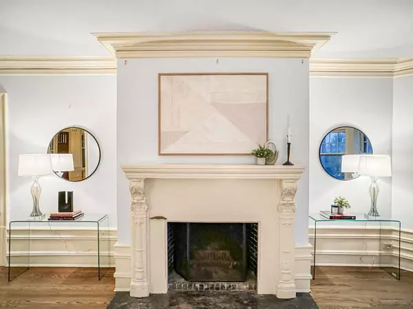 2350 N Lincoln Park West #4S, Chicago, IL 60614