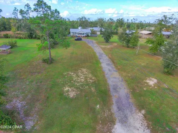2423 Mccormick RD, Southport, FL 32409