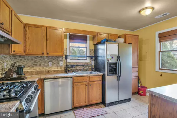 119 WHITMAN AVE, Stratford, NJ 08084