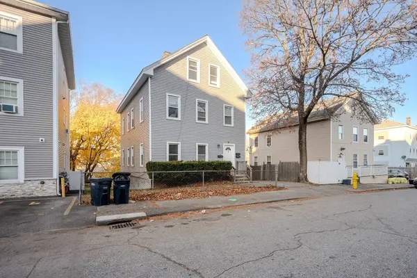 14 Blanche St, Worcester, MA 01604