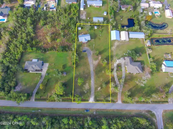 2423 Mccormick RD, Southport, FL 32409