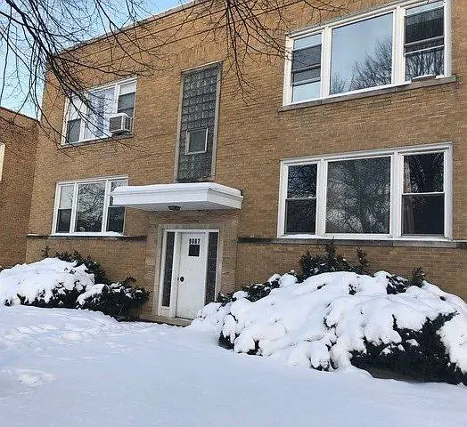 9007 La Crosse AVE, Skokie, IL 60077