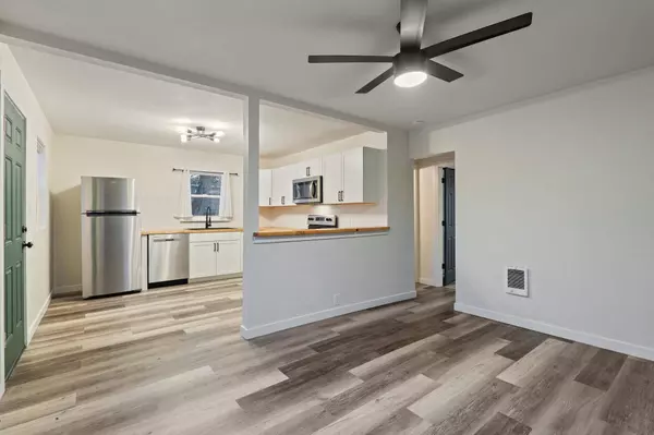 515 E Sanson Ave, Spokane, WA 99207