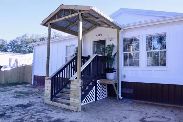 4608 Falcon Way, Crestview, FL 32539