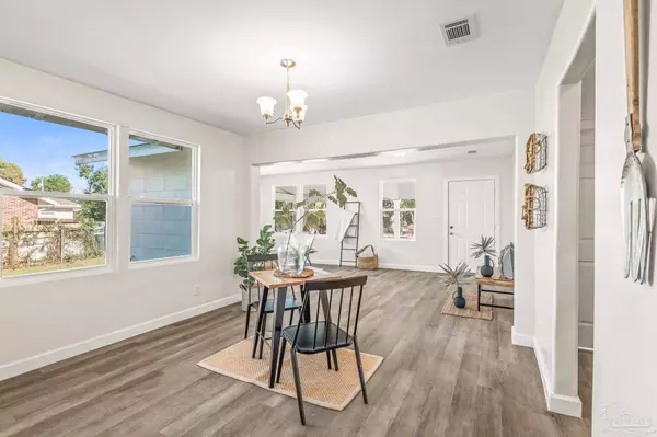 801 N Kirk St, Pensacola, FL 32505