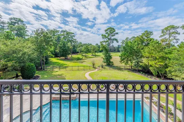 3 Netherfield WAY, The Woodlands, TX 77382