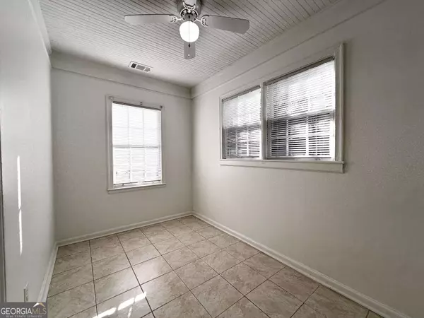 1395 E Forrest AVE, East Point, GA 30344