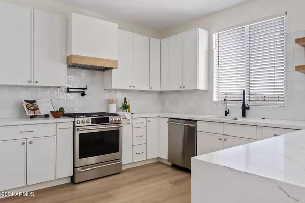 31008 N 5TH Street, Phoenix, AZ 85085