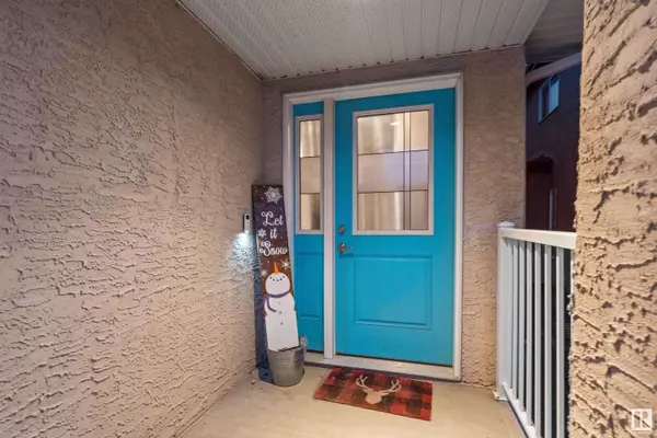 6009 168 AV NW, Edmonton, AB T5Y 3S6