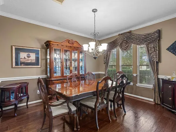 1704 Sandy Lake DR, Friendswood, TX 77546