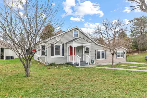 821 TWELFTH ST, Radford, VA 24141