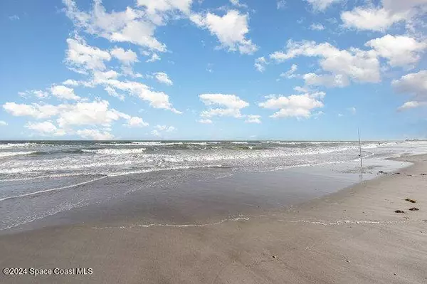 7201 Ridgewood AVE #32, Cape Canaveral, FL 32920