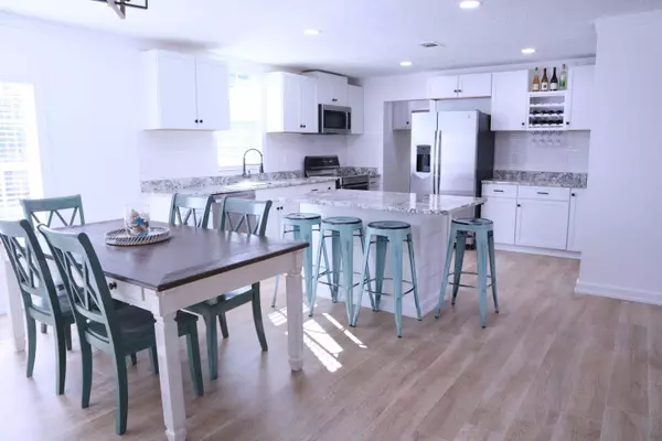 4608 Falcon Way, Crestview, FL 32539