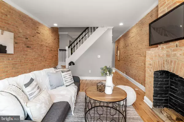 1120 W CROSS ST, Baltimore, MD 21230