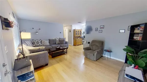 2954 HUNTINGTON DR, Largo, FL 33771