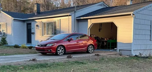 55 Durfee Street, Southbridge, MA 01550