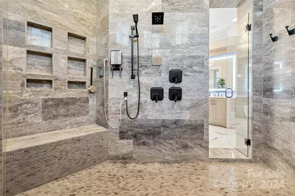 7921 Skye Knoll DR, Waxhaw, NC 28173