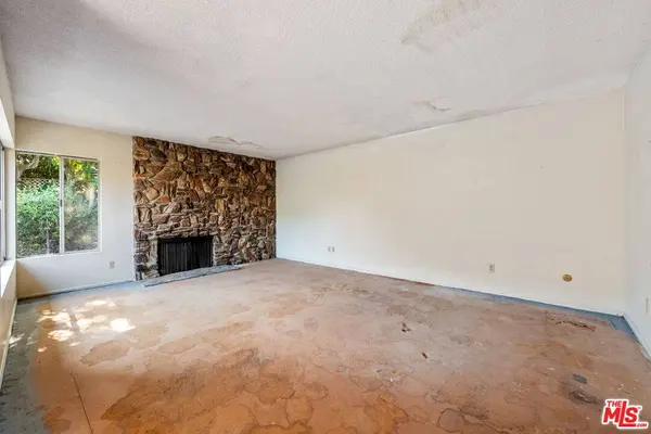 6556 Firebrand St, Los Angeles, CA 90045