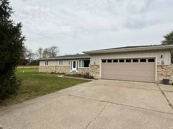 21919 Auten Road, South Bend, IN 46628-9314