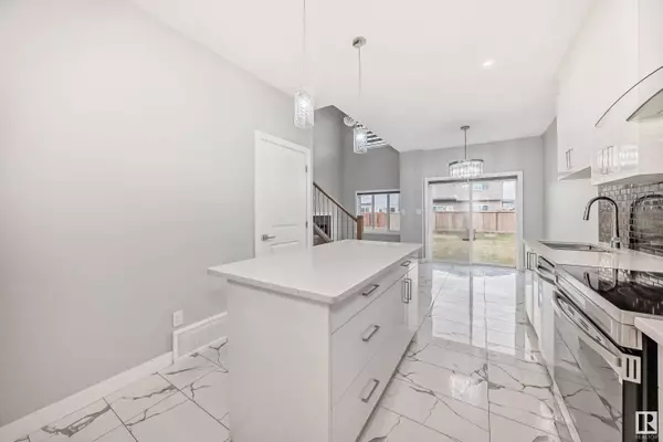 3817 46 AV, Beaumont, AB T4X 2W3