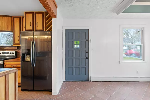 821 TWELFTH ST, Radford, VA 24141