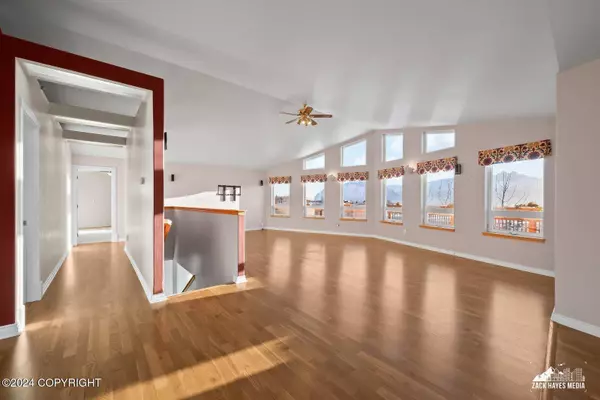 4160 S Down Wind CIR, Wasilla, AK 99654