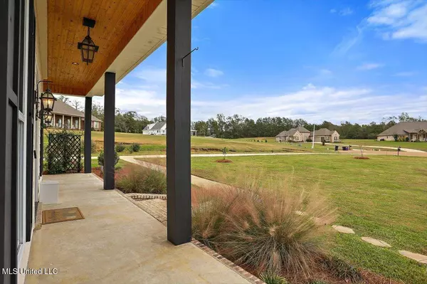 385 Driftwood Lane, Florence, MS 39073