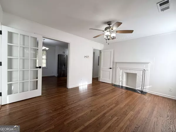 1395 E Forrest AVE, East Point, GA 30344