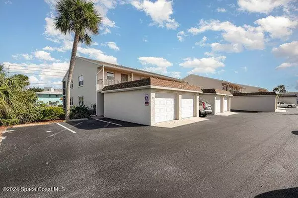 7201 Ridgewood AVE #32, Cape Canaveral, FL 32920