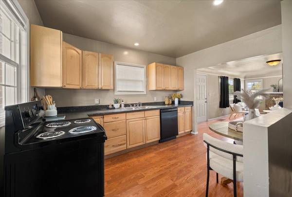 2626 W Fairview Ave, Spokane, WA 99205