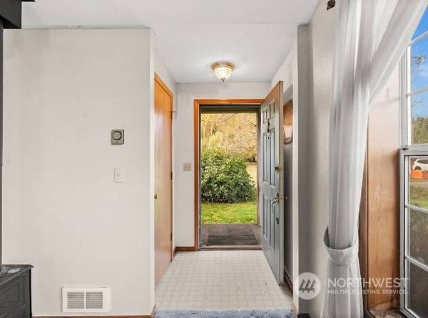 14306 128th ST E, Puyallup, WA 98374