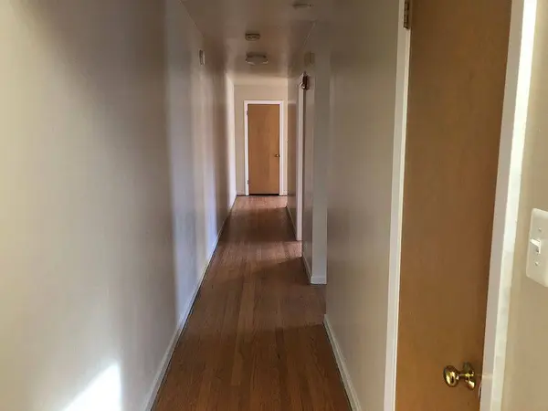 9007 La Crosse AVE, Skokie, IL 60077