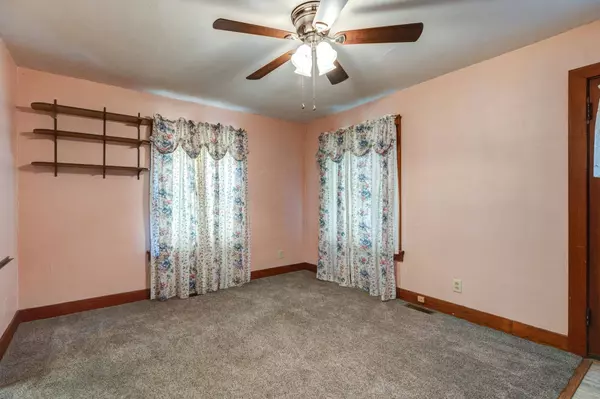 1000 N 7th St, Salina, KS 67401