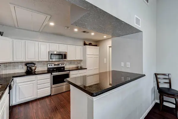 4311 Montevideo CIR, Pasadena, TX 77504