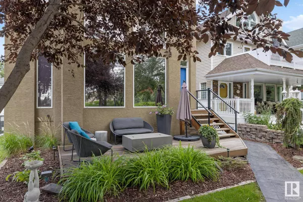 9441 101 ST NW, Edmonton, AB T5K 0W5