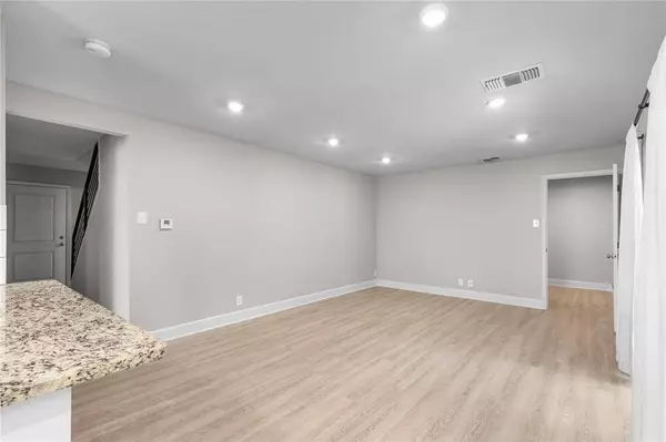 2701 Yorkshire Drive, Sherman, TX 75092