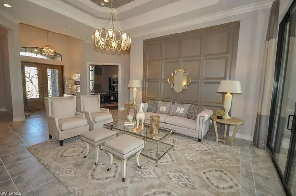 12186 Wicklow LN, Naples, FL 34120