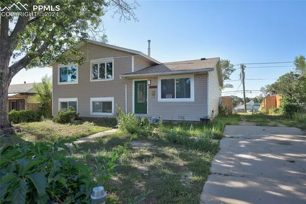 2611 Carlsbad DR, Colorado Springs, CO 80910