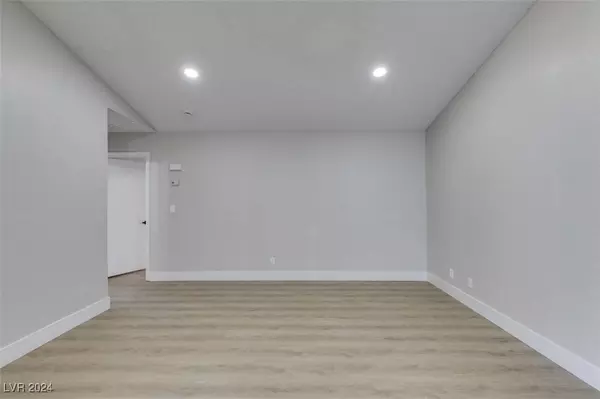 5345 Rod Court #101, Las Vegas, NV 89122